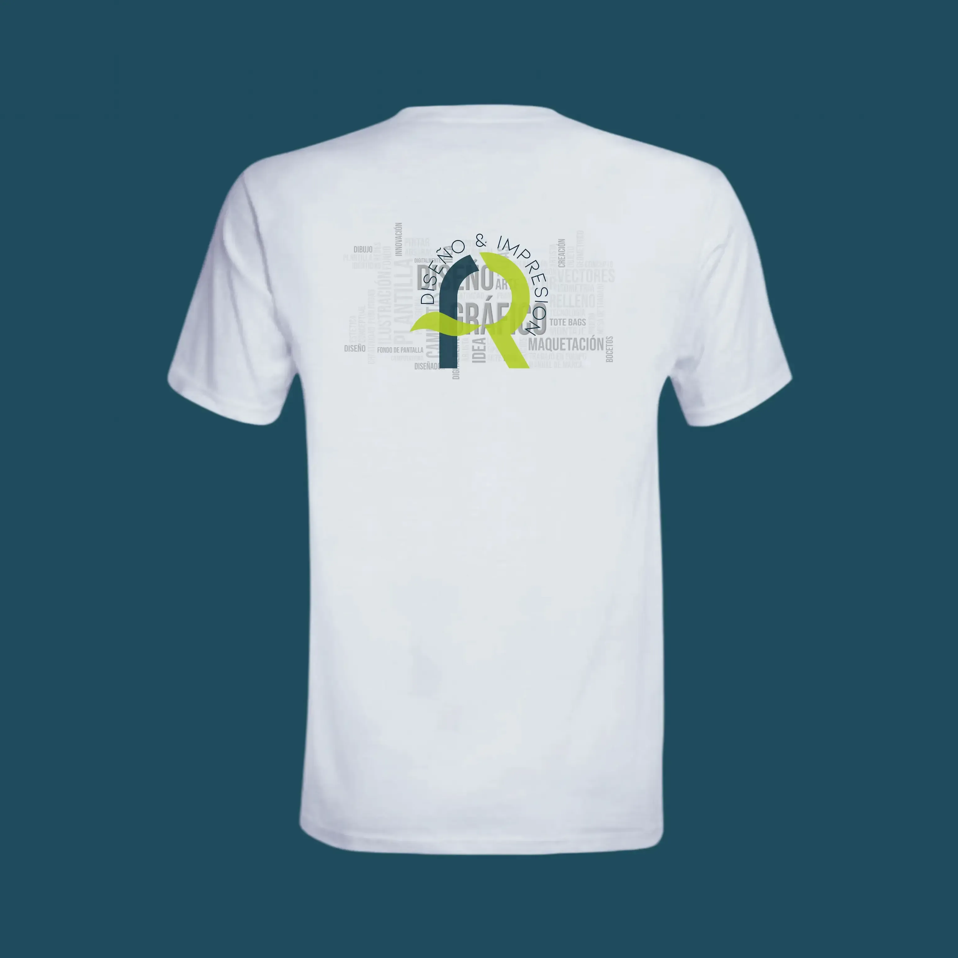 Parte trasera de camiseta blanca con el logo de AFR Diseño & Impresión.